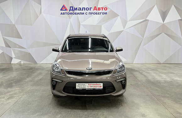 Kia Rio Luxe, 2019 года, пробег 117512 км