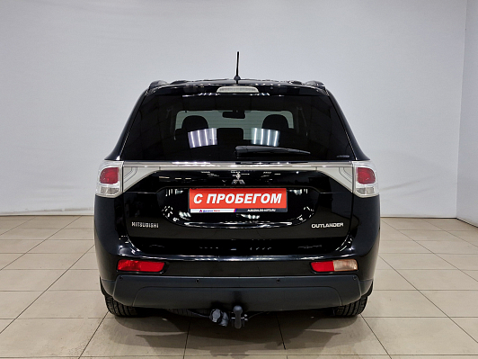 Mitsubishi Outlander Ultimate, 2014 года, пробег 225319 км