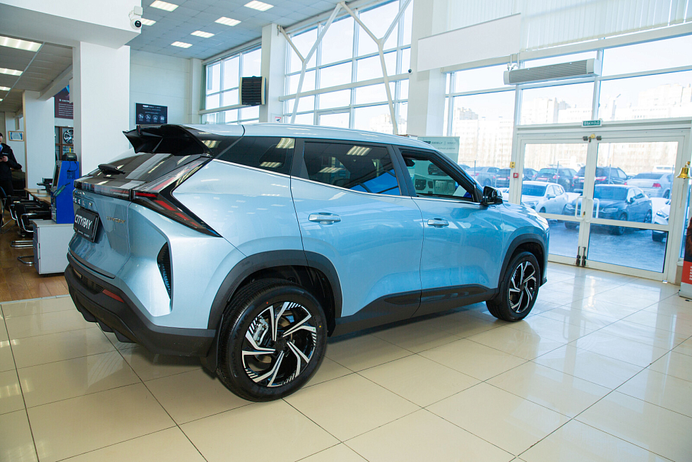 Geely Cityray Люкс, голубой