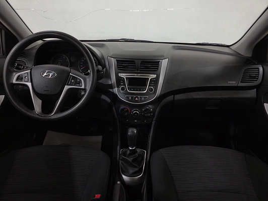 Hyundai Solaris Comfort, 2015 года, пробег 117638 км