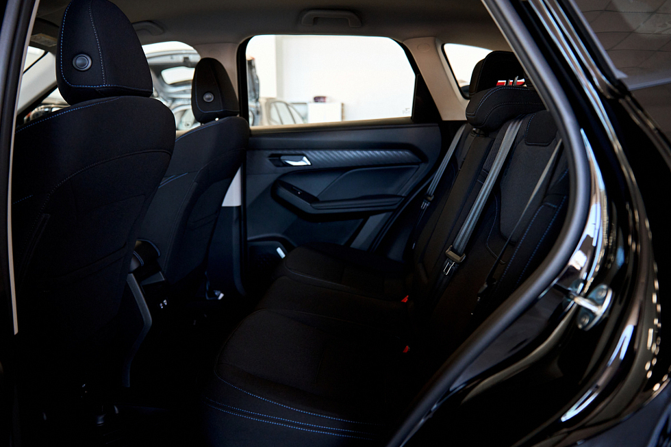 Haval Jolion Премиум, черный