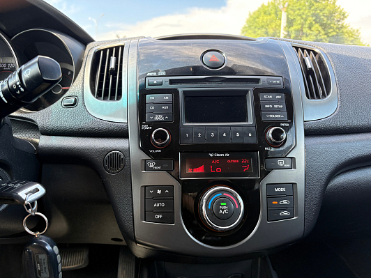Kia Cerato Comfort, 2012 года, пробег 270821 км