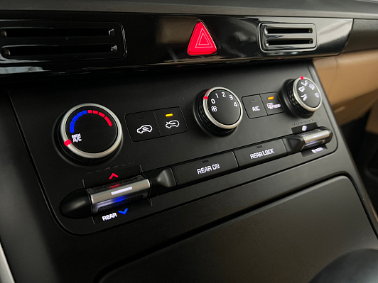 Kia Carnival, 2021 года, пробег 49142 км