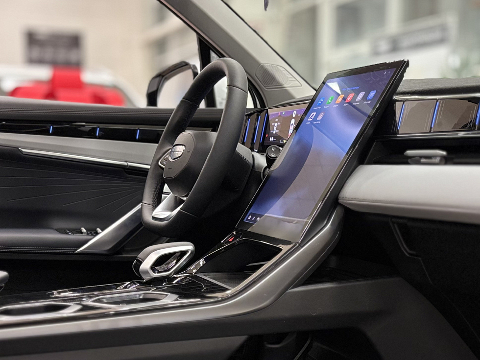 Geely Atlas Люкс, белый
