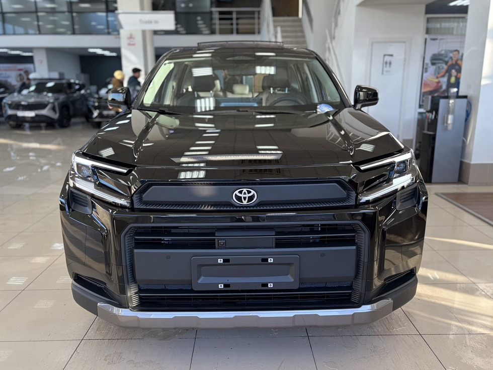 Toyota RAV4 Adventure, черный