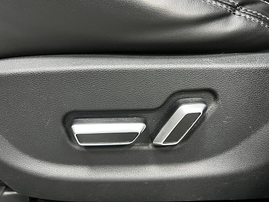 Geely Atlas Luxury, 2019 года, пробег 141981 км