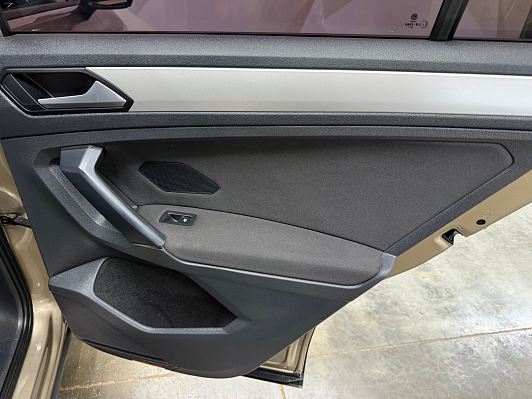 Volkswagen Tiguan CONNECT, 2020 года, пробег 101540 км