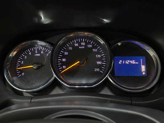 Renault Duster Life, 2016 года, пробег 211240 км