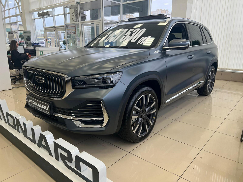 Geely Monjaro Люкс (2023-2025), черный