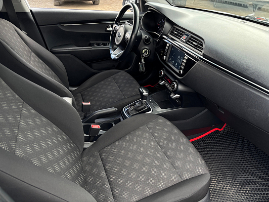 Kia Rio Prestige, 2019 года, пробег 108000 км