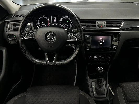 Skoda Rapid Ambition, 2017 года, пробег 169000 км