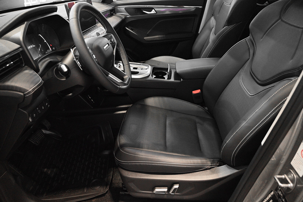 Haval Jolion Техно +, серый