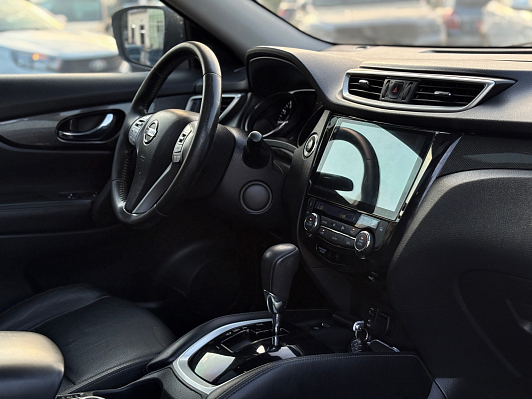 Nissan X-Trail LE, 2015 года, пробег 244320 км