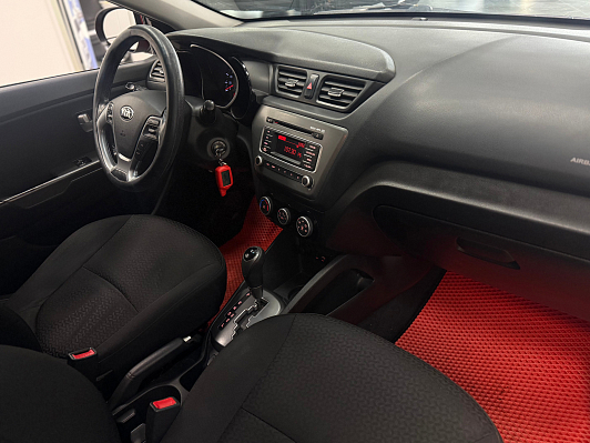 Kia Rio Comfort Аудио, 2016 года, пробег 140367 км