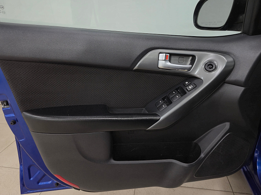 Kia Cerato, 2011 года, пробег 205013 км