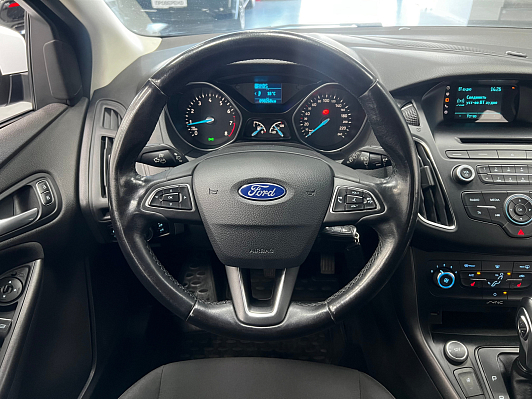 Ford Focus SYNC Edition, 2015 года, пробег 98246 км