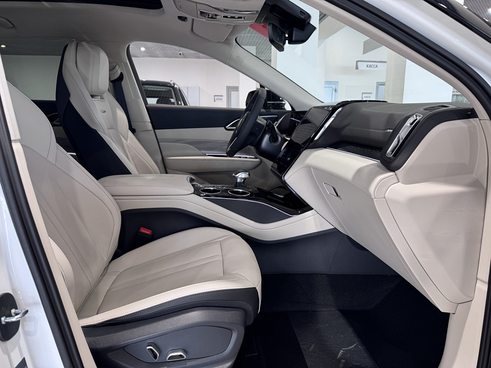 Hongqi HS3 Делюкс (Deluxe), белый