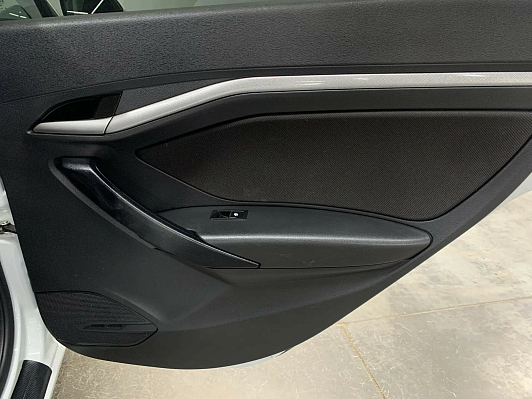 Lada (ВАЗ) Vesta Comfort, 2019 года, пробег 104929 км