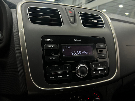 Renault Sandero Stepway Life, 2021 года, пробег 68417 км