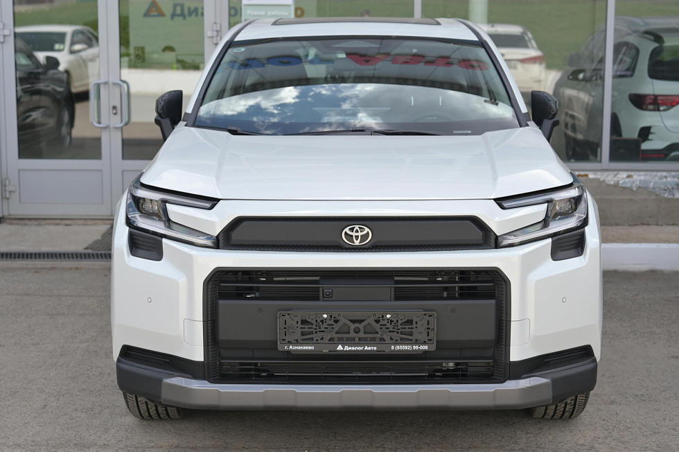 Toyota RAV4 Adventure Plus, белый