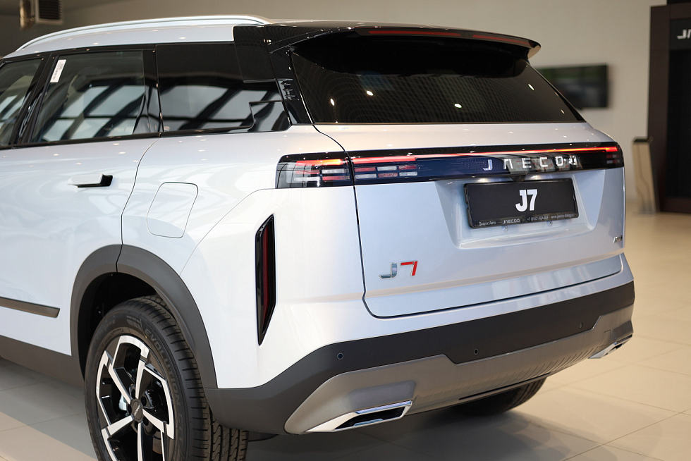 Jaecoo J7 Urban, серебряный