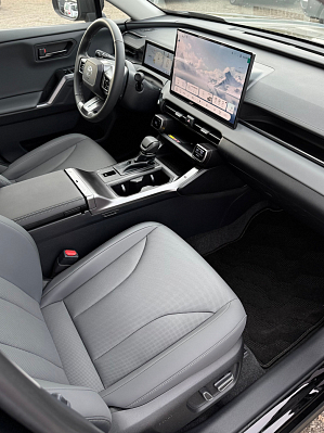 Toyota RAV4 Luxury, 2026 года, пробег 268 км