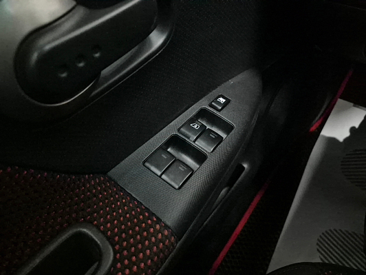 Nissan Note Luxury, 2007 года, пробег 236621 км