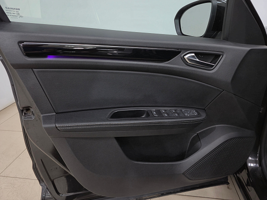 Renault Arkana Style TCe 150, 2019 года, пробег 124179 км