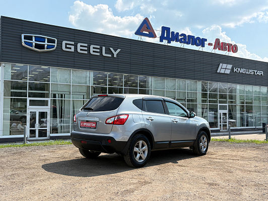 Nissan Qashqai SE, 2011 года, пробег 202000 км