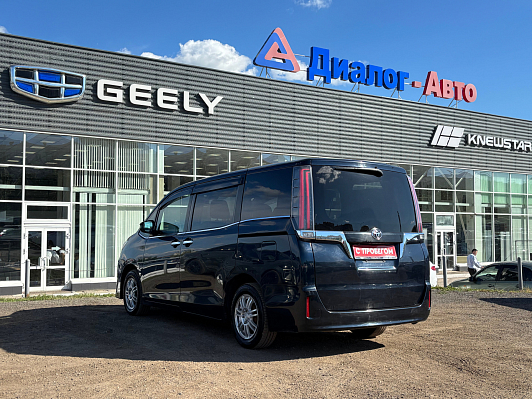 Toyota Esquire, 2018 года, пробег 137282 км