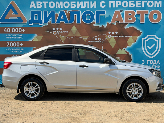 Lada (ВАЗ) Vesta 50 Anniversary, 2019 года, пробег 168000 км