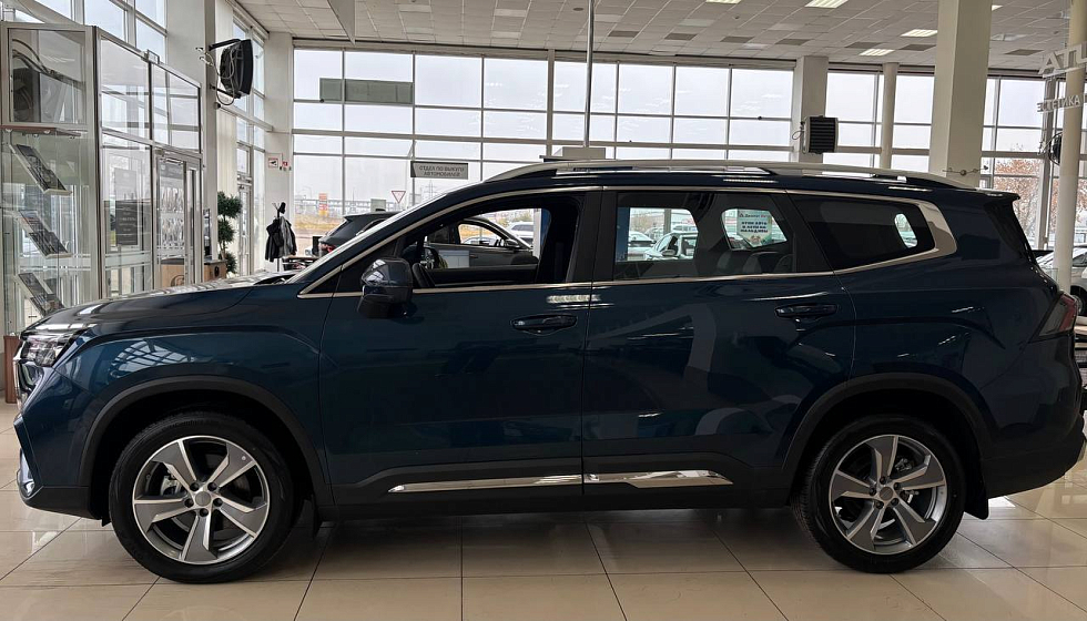 Geely Okavango Luxury, синий
