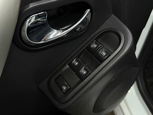 Nissan Terrano Comfort, 2016 года, пробег 141615 км