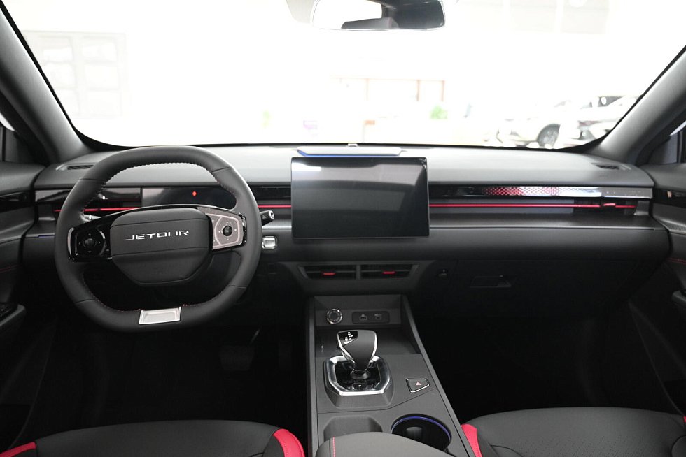 Jetour Dashing Престиж, белый