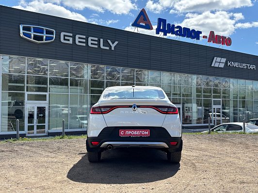 Renault Arkana Drive, 2021 года, пробег 98205 км