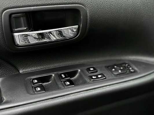 Mitsubishi Outlander Instyle, 2018 года, пробег 106997 км