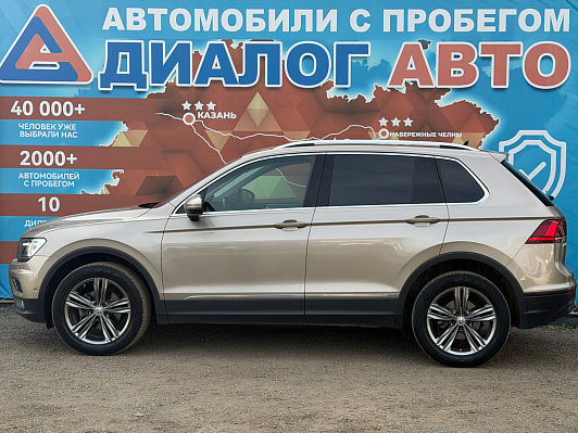 Volkswagen Tiguan Highline, 2018 года, пробег 96000 км