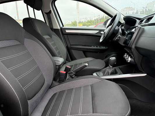 Renault Arkana Style, 2021 года, пробег 59358 км