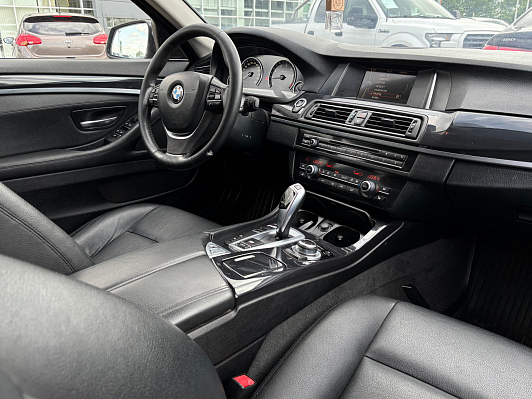 BMW 5 серии, 2013 года, пробег 259279 км