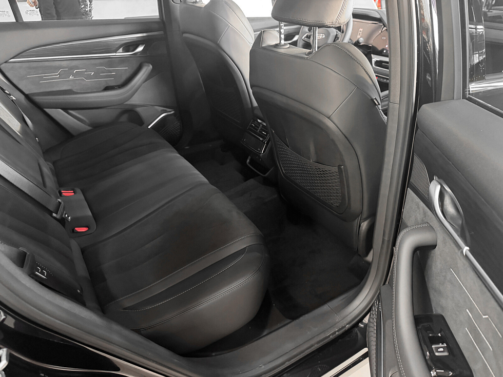 Geely Monjaro Люкс (2023-2025), черный