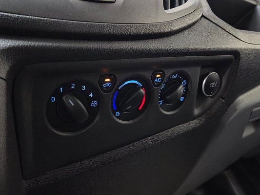 Ford Transit, 2018 года, пробег 224435 км