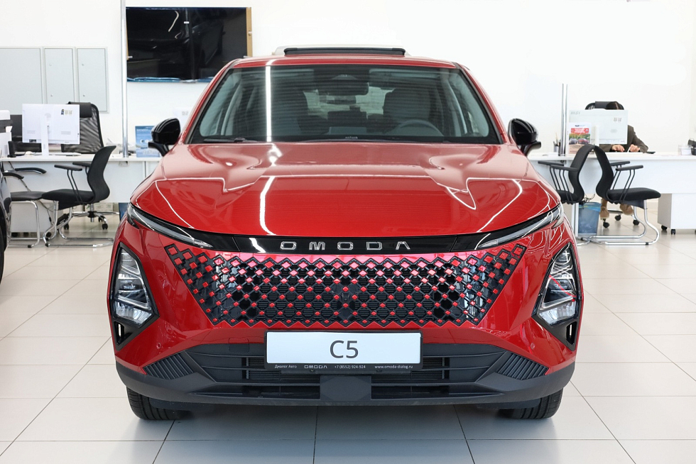 Omoda C5 Актив, красный