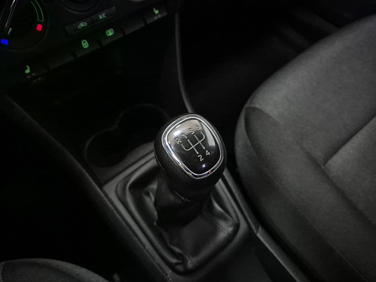 Skoda Rapid Hockey Edition Active, 2018 года, пробег 128877 км