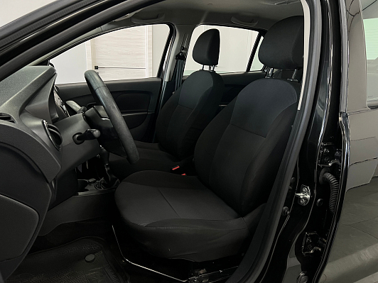 Renault Logan Drive, 2021 года, пробег 67450 км