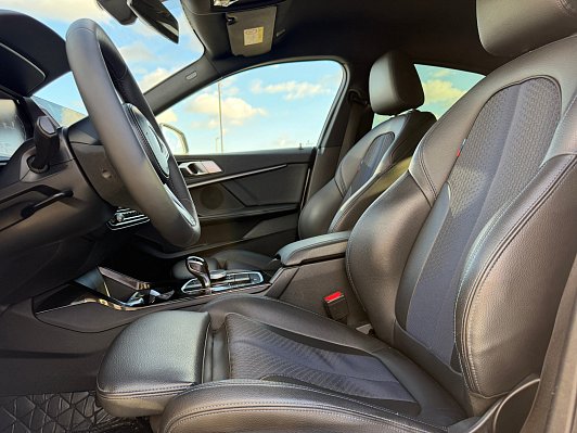 BMW 2 серии 218i M Sport Edition 21, 2021 года, пробег 31200 км