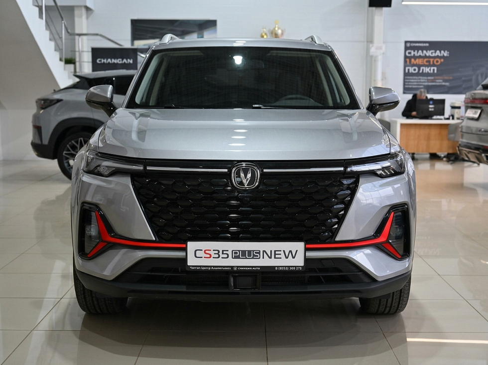 Changan CS35 Plus Техно, серебряный