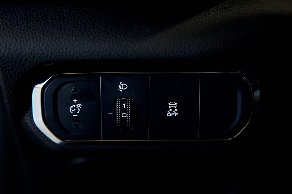 Haval Jolion Оптимум, черный