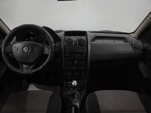 Renault Duster Life, 2016 года, пробег 211240 км