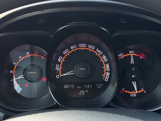 Lada (ВАЗ) Vesta Comfort, 2021 года, пробег 68471 км