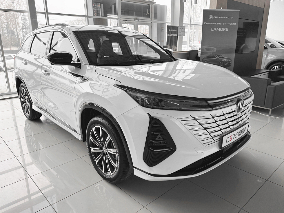 Changan CS75 Plus Техно, белый